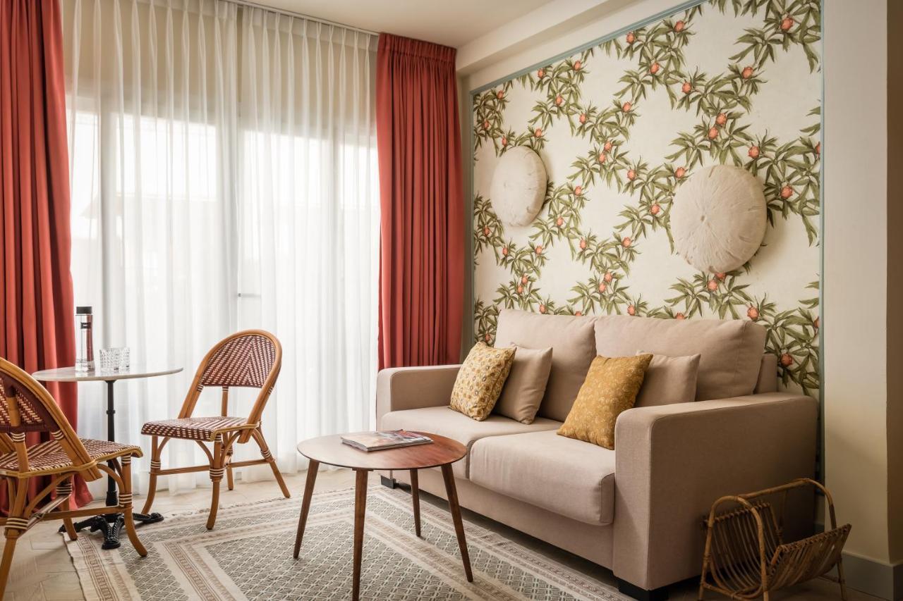 Bypillow Residence Abril Севилья Экстерьер фото